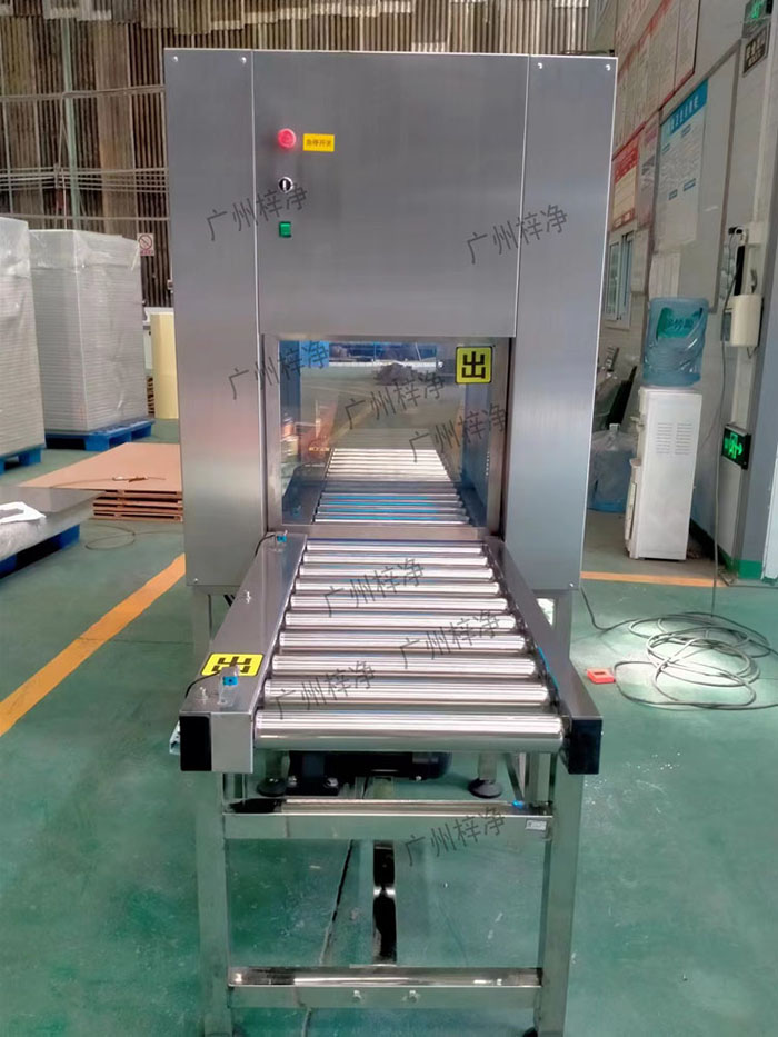 輸送線傳遞窗是潔凈室與外部環境之間的連接通道,用于傳遞物料。 輸送線傳遞窗是潔凈室與外部環境之間的連接通道,用于傳遞物料。